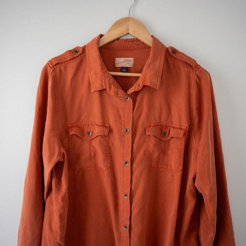 Universal Thread Orange Button Down Size‎ Large - Picture 2 of 6